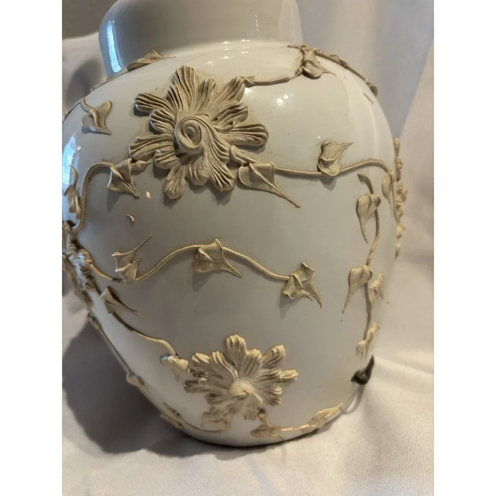 Vintage Chinoiserie Frosting Design Ginger Jar Table Lamp White Floral Relief